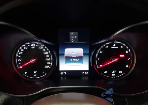 2016 Mercedes-Benz Glc 300 4Matic из США, поврежденный, VIN WDC0G4KBXGF048916